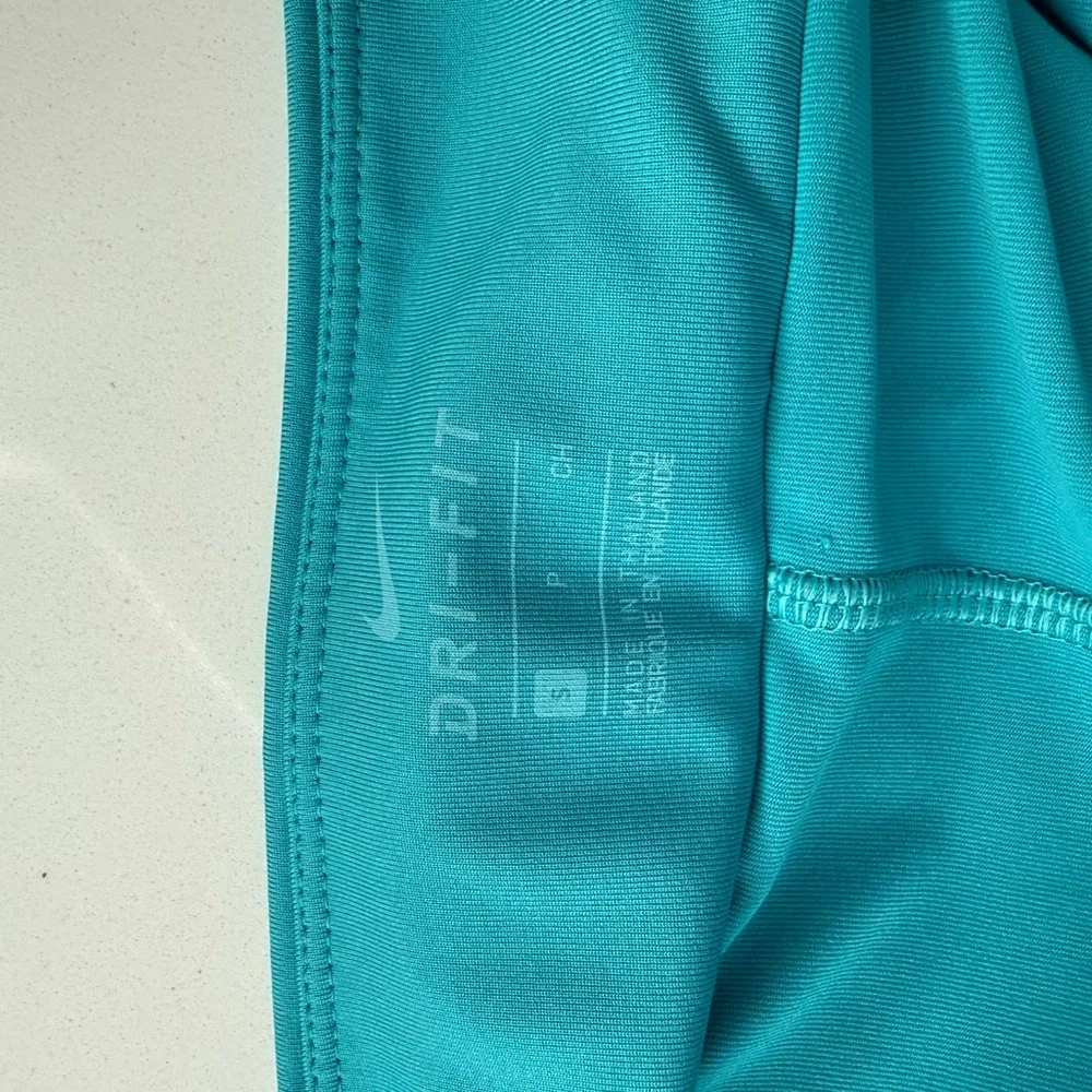 Nike Turquoise Dri-FIT Skirt - Picture 3 of 3